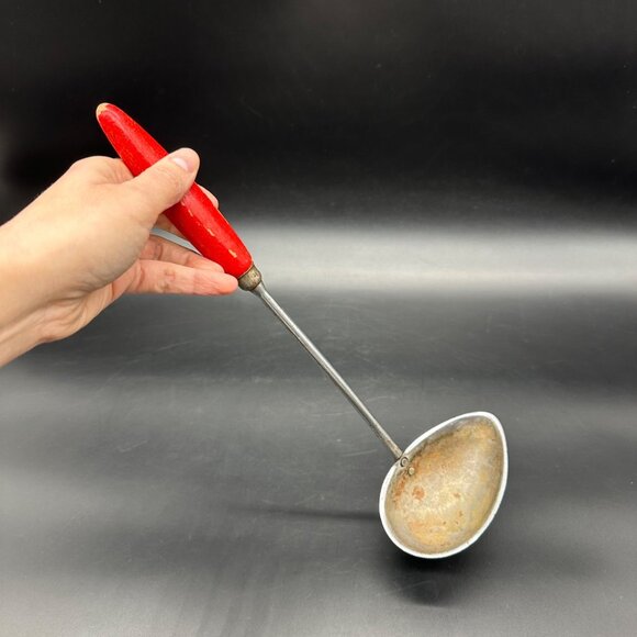 Vintage Ladle Spoon Dipper Red Wooden Handle Rustic Kitchen 1950s Retro Mid Cent - Picture 8 of 9